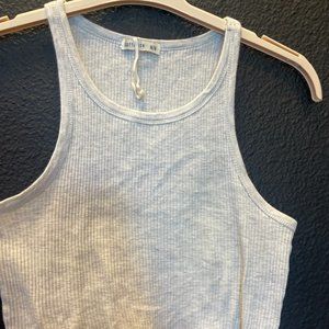 Grey tank top